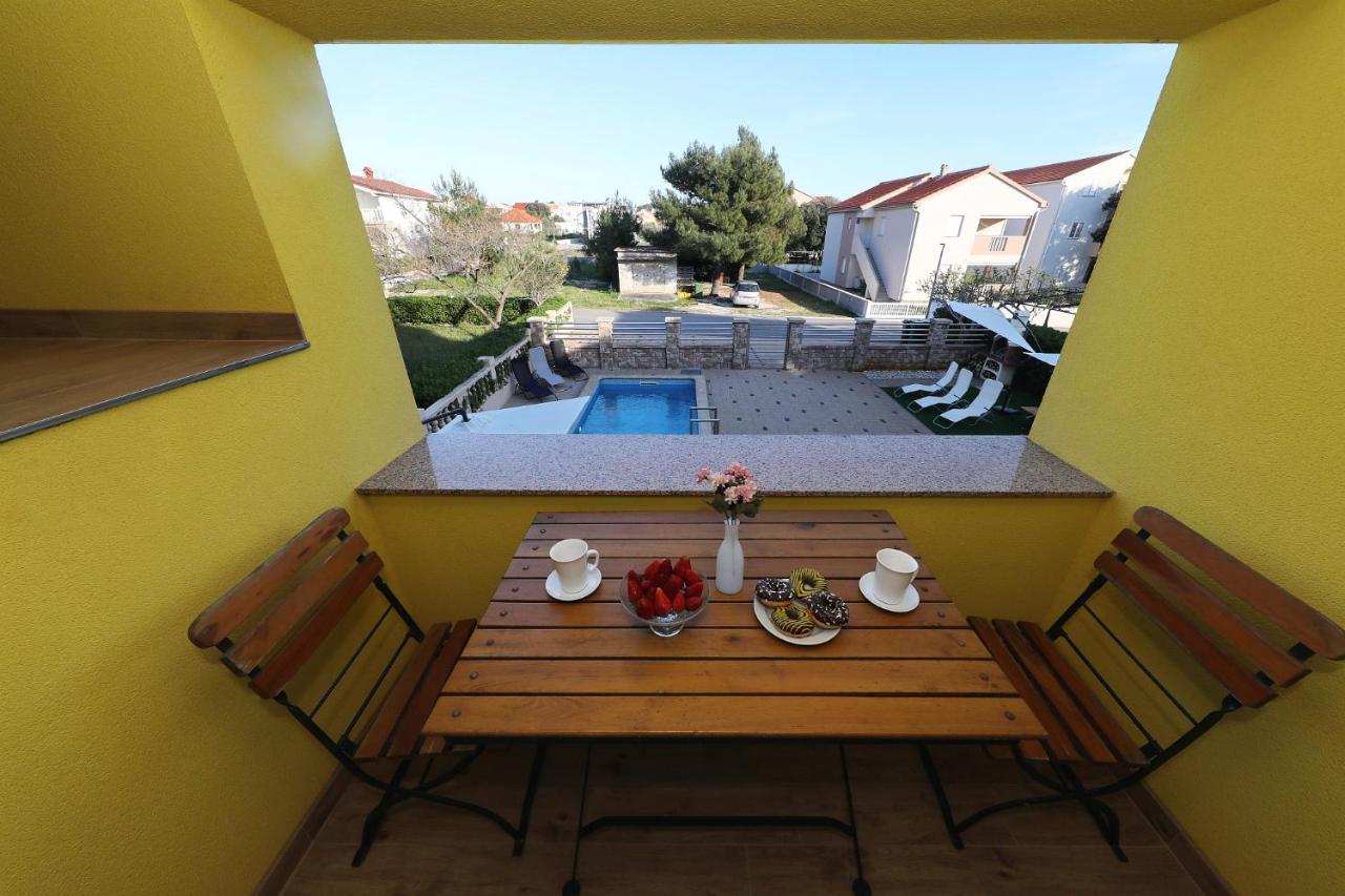 Apartments Oliva Врси Экстерьер фото