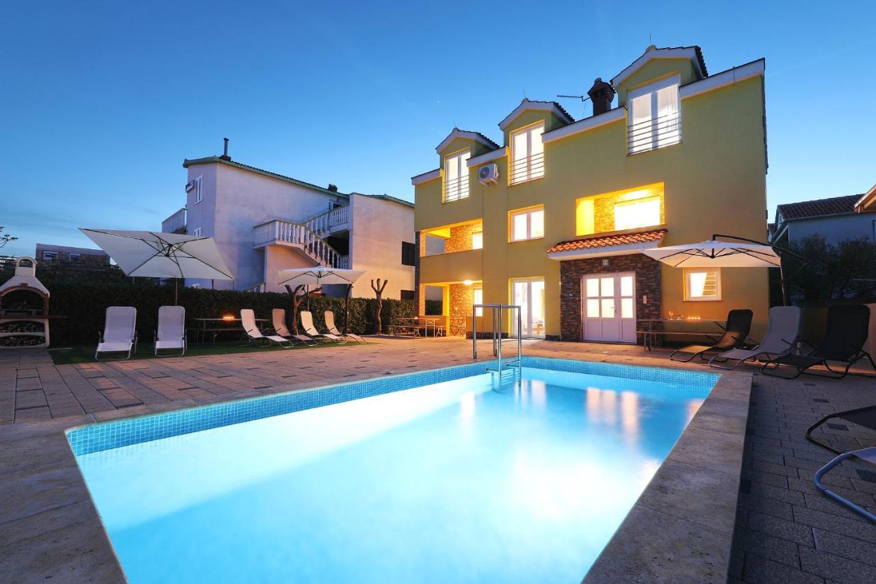 Apartments Oliva Врси Экстерьер фото