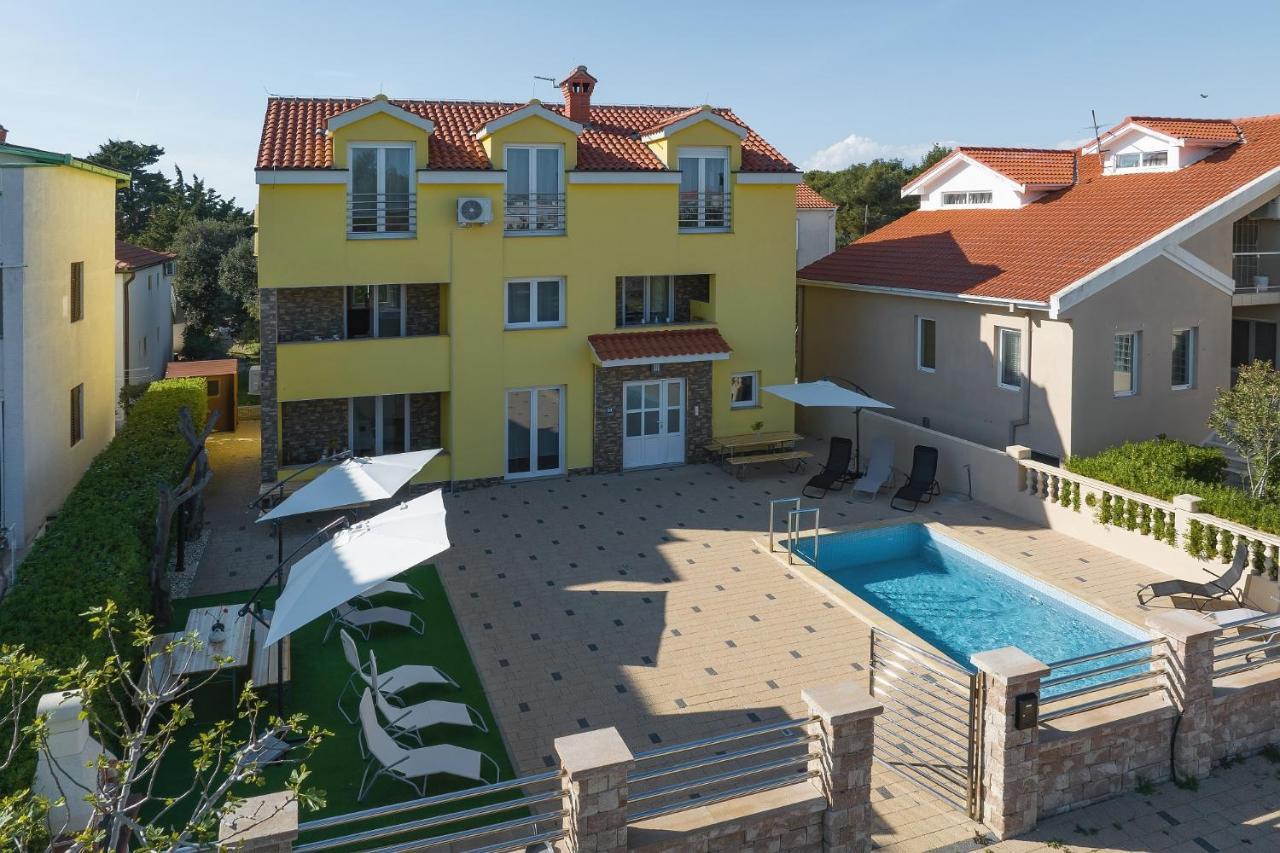 Apartments Oliva Врси Экстерьер фото