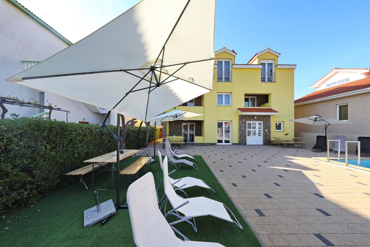 Apartments Oliva Врси Экстерьер фото