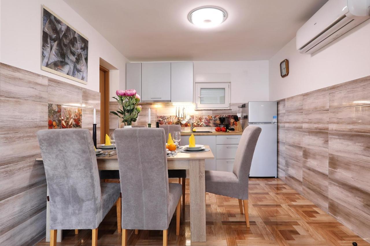 Apartments Oliva Врси Экстерьер фото