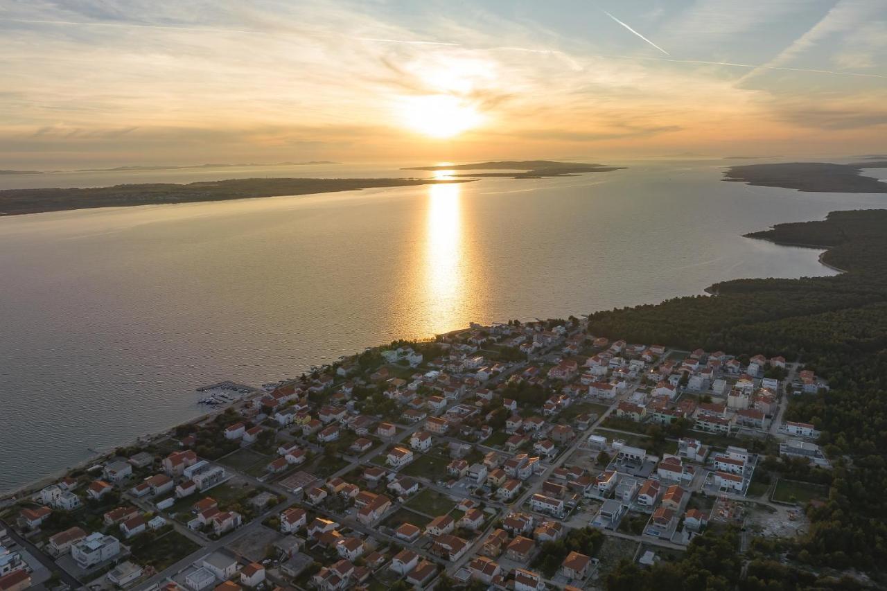 Apartments Oliva Врси Экстерьер фото