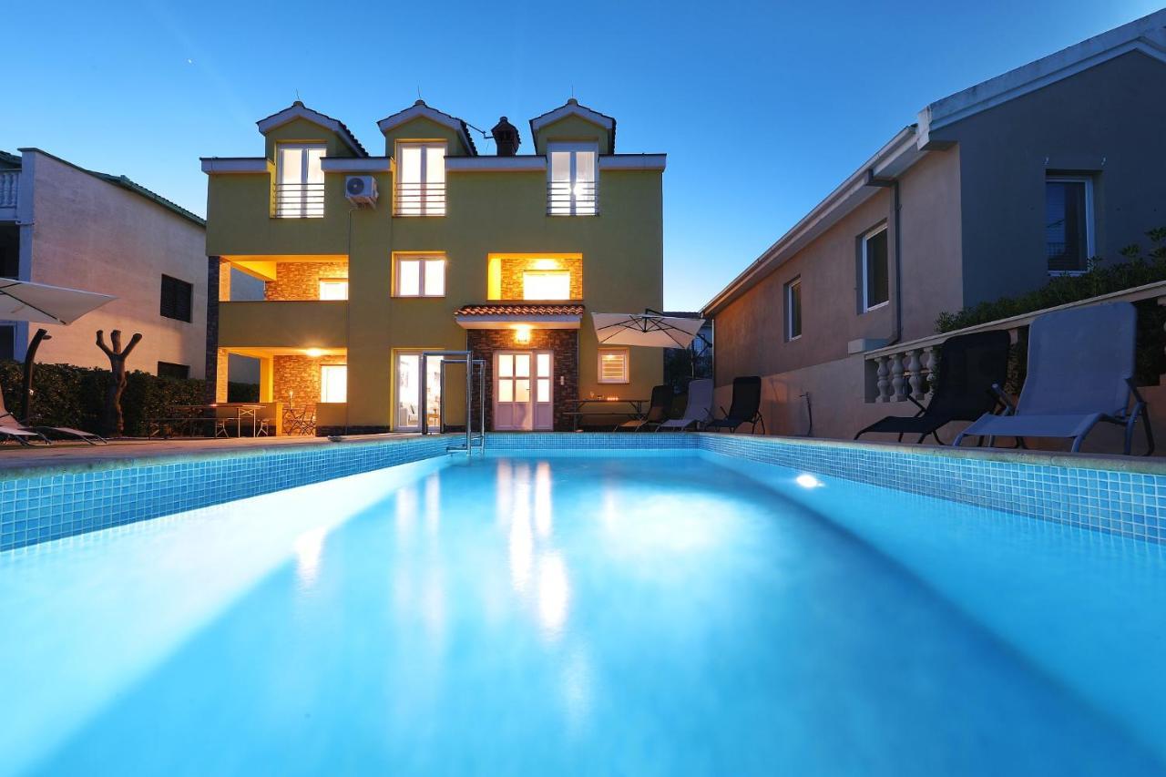 Apartments Oliva Врси Экстерьер фото
